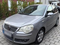 Silber Gebraucht 2009 VW Polo Comfortline Kleinwagen | 2.500 € (Guter Preis)