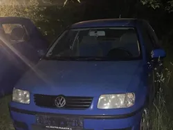 Blau Gebraucht 2001 VW Polo | 350 € (Guter Preis)