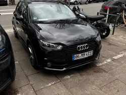 Schwarz Gebraucht 2013 Audi A1 Sportback S-Line Kleinwagen | 9.500 € (Guter Preis)