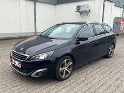 Blau Gebraucht 2016 Peugeot 308 Allure Kombi | 6.999 € (Guter Preis)