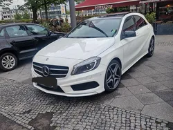 Weiß Gebraucht 2014 Mercedes A200 AMG line Limousine | 15.900 € (Fairer Preis)