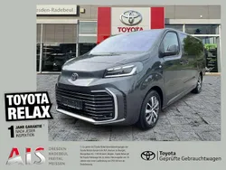 Titanium grey Gebraucht 2024 Toyota Proace Verso Team Kombi | 41.990 € (Fairer Preis)