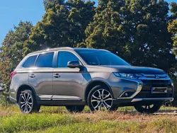 Braun Gebraucht 2017 Mitsubishi Outlander Edition SUV | 14.500 € (Fairer Preis)