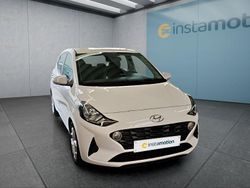 Weiß Gebraucht 2022 Hyundai i10 Kleinwagen | 13.949 € (Fairer Preis)
