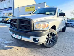 Bright silver metallic (ps2) Gebraucht 2008 RAM 1500 Abholung | 13.998 €