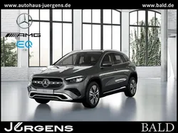 Mountain grey metallic Gebraucht 2024 Mercedes GLA200 Progressive SUV | 41.880 € (Fairer Preis)