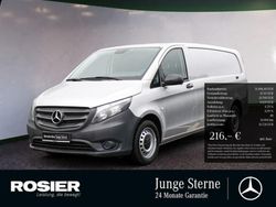 Silber / brillantsilber (metallic) Gebraucht 2023 Mercedes Vito Van / Kleinbus | 31.606 € (Fairer Preis)