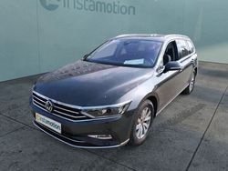 Grau Gebraucht 2022 VW Passat Pro Kombi | 27.730 € (Fairer Preis)