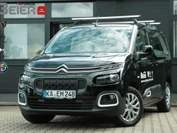 Schwarz Gebraucht 2023 Citroën Berlingo Feel Van / Kleinbus | 24.980 € (Etwas zu teuer)