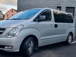Grau Gebraucht 2009 Hyundai H-1 Van | 8.100 € (Etwas zu teuer)