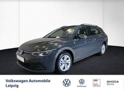 Grau Gebraucht 2024 VW Golf VIII Life Kombi | 26.920 € (Fairer Preis)
