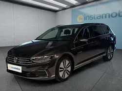 Grau Gebraucht 2020 VW Passat GTE Kombi | 22.299 € (Etwas zu teuer)