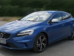 Blau Gebraucht 2017 Volvo V40 R-Design Kombi | 17.000 € (Fairer Preis)