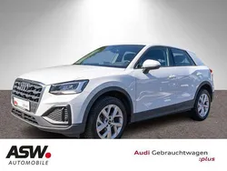 Gletscherweiß metallic Gebraucht 2022 Audi Q2 Comfort SUV | 24.630 € (Etwas zu teuer)