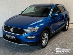 Blau Gebraucht 2020 VW T-Roc Style SUV | 21.994 € (Etwas zu teuer)