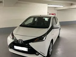 Gebraucht 2016 Toyota Aygo X-play Kleinwagen | 8.500 € (Fairer Preis)