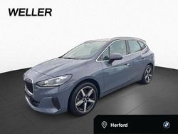 Sparkling kupfergrau (grau) Gebraucht 2022 BMW 218 Active Tourer Performance Van / Kleinbus | 26.880 € (Fairer Preis)