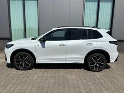 Andere Gebraucht 2025 VW Tiguan R-line SUV | 50.985 € (Fairer Preis)