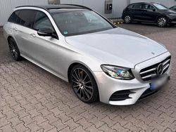 Silber Gebraucht 2017 Mercedes E400 AMG line Kombi | 25.000 € (Guter Preis)
