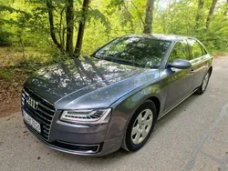 Grau Gebraucht 2017 Audi A8 Sport Limousine | 17.600 €