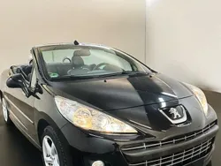 Schwarz Gebraucht 2013 Peugeot 207 CC Allure Cabrio | 6.190 € (Fairer Preis)