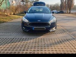 Blau Gebraucht 2015 Ford Focus Kombi | 4.000 € (Superpreis)