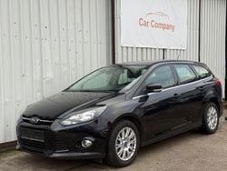 Schwarz Gebraucht 2011 Ford Focus Titanium Kombi | 4.450 € (Guter Preis)