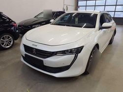 Blanc nacre Gebraucht 2021 Peugeot 508 SW Allure Kombi | 15.999 €