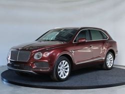 Rot Gebraucht 2019 Bentley Bentayga SUV | 110.000 € (Guter Preis)