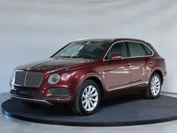Rot Gebraucht 2019 Bentley Bentayga SUV | 110.000 €