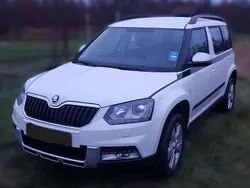 Weiß Gebraucht 2014 Skoda Yeti Outdoor Elegance SUV | 10.999 €