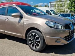 Braun Gebraucht 2011 Nissan Qashqai SUV | 6.799 € (Fairer Preis)