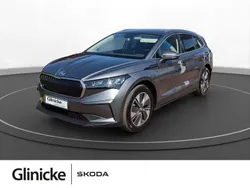 Graphitgrau metallic Gebraucht 2023 Skoda Enyaq iV SUV | 34.770 € (Guter Preis)