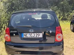 Schwarz Gebraucht 2009 Kia Picanto Attract Kleinwagen | 2.300 € (Etwas zu teuer)