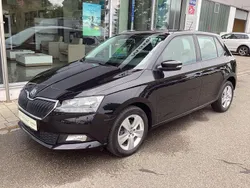 Schwarz Gebraucht 2018 Skoda Fabia Ambition Limousine | 13.890 € (Teuer)