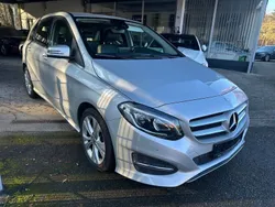 Silber Gebraucht 2015 Mercedes B200 Van / Kleinbus | 13.950 € (Fairer Preis)