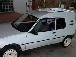 Weiß Gebraucht 1993 Peugeot 205 Kombi | 4.200 €