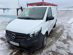 Weiß Gebraucht 2017 Mercedes Vito Van | 14.695 € (Etwas zu teuer)