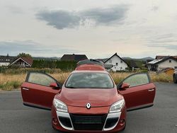 Orange Gebraucht 2009 Renault Mégane Coupé Coupé | 3.300 €