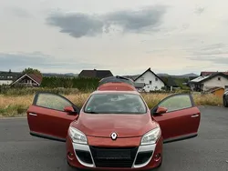 Orange Gebraucht 2009 Renault Mégane Coupé Coupé | 3.500 €