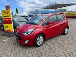 Rot Gebraucht 2014 Hyundai ix20 Edition Van / Kleinbus | 8.990 € (Fairer Preis)