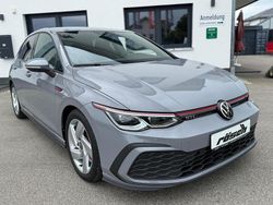Grau Gebraucht 2021 VW Golf VIII GTI Limousine | 27.500 € (Fairer Preis)