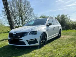 Weiß Gebraucht 2020 Skoda Octavia RS Kombi | 25.000 € (Superpreis)