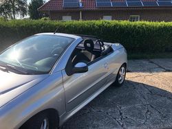 Gebraucht 2004 Peugeot 206 CC Cabrio | 1.450 €