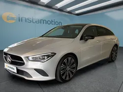 Silber Gebraucht 2023 Mercedes CLA220 Limousine | 37.449 € (Fairer Preis)