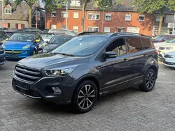 Grau Gebraucht 2018 Ford Kuga ST-Line SUV | 13.999 € (Fairer Preis)