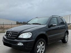 Schwarz Gebraucht 2004 Mercedes ML270 SUV | 3.000 € (Guter Preis)