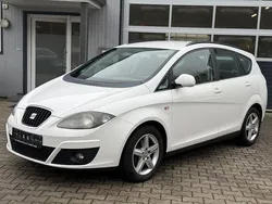 Weiß Gebraucht 2012 Seat Altea XL Reference Van / Kleinbus | 2.000 € (Guter Preis)