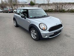Silber Gebraucht 2010 Mini ONE Kleinwagen | 2.900 € (Guter Preis)