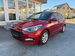 Rot Gebraucht 2017 Hyundai i20 Active Kleinwagen | 8.950 € (Guter Preis)